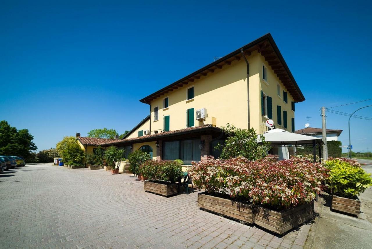 Rifugio San Lorenzo Bed & Breakfast Porto Mantovano Ngoại thất bức ảnh