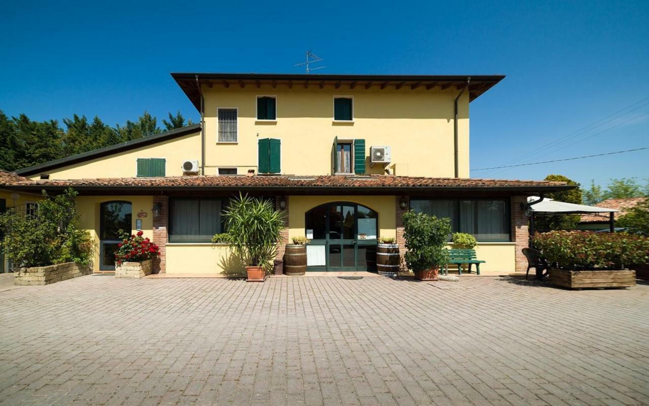 Rifugio San Lorenzo Bed & Breakfast Porto Mantovano Ngoại thất bức ảnh